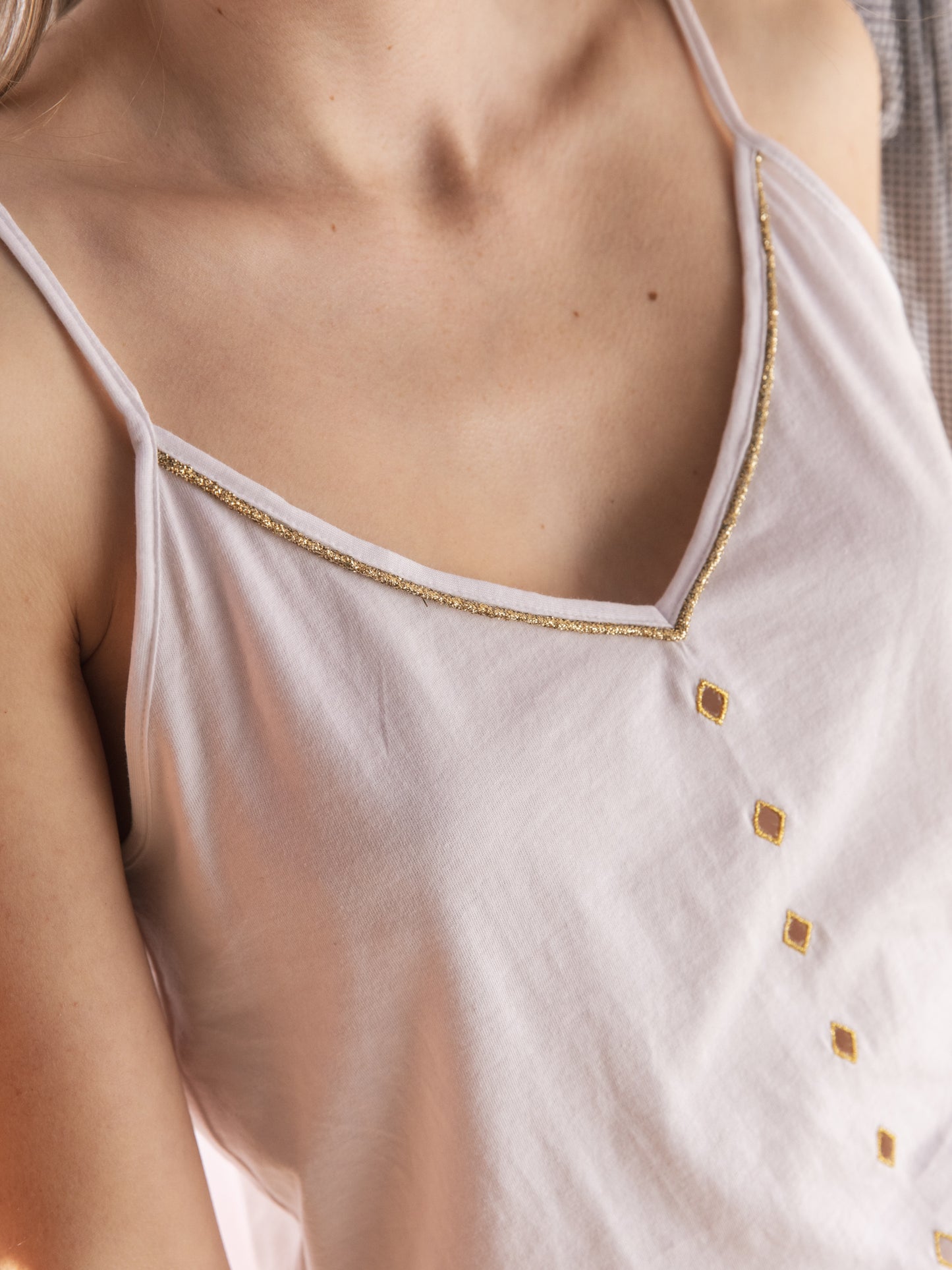 Body May white